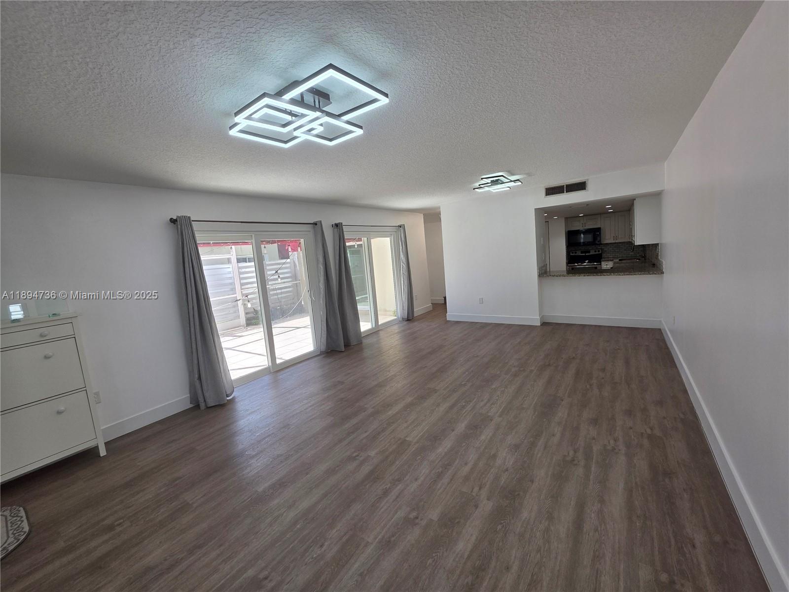 JACARANDA PARCEL 611 PB - Residential