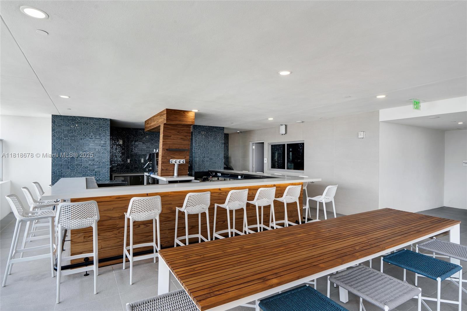 MAP OF MIAMI DADE CO. FL. - Residential Lease