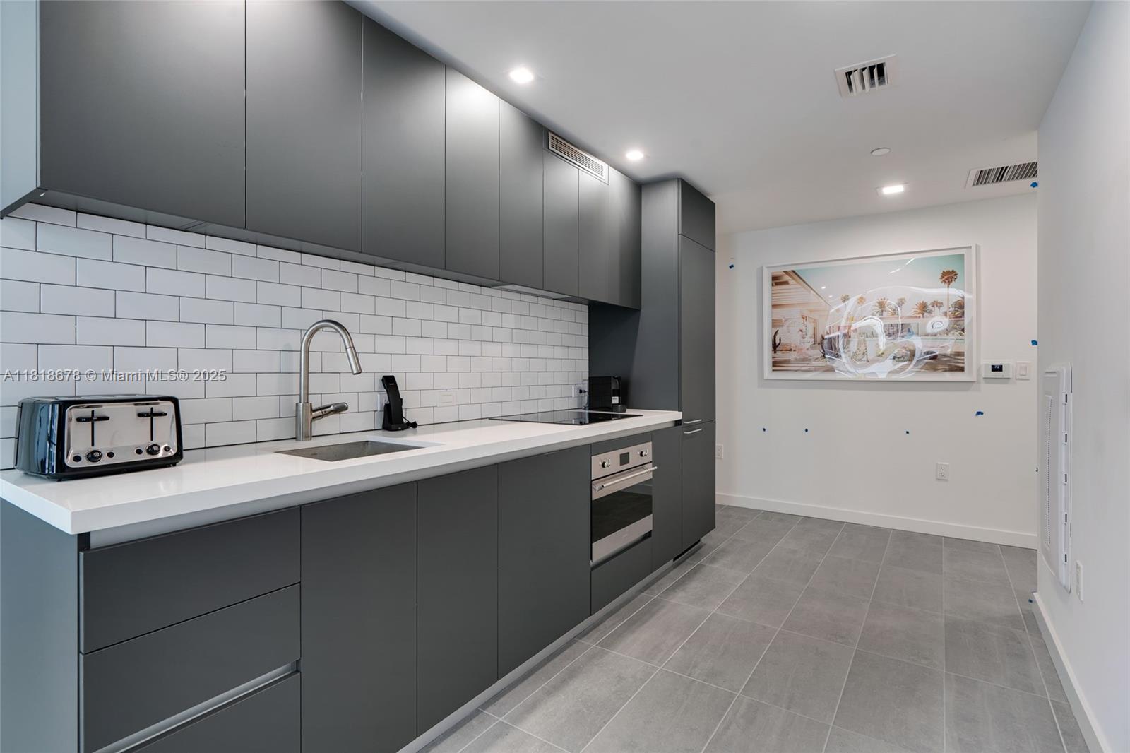 MAP OF MIAMI DADE CO. FL. - Residential Lease