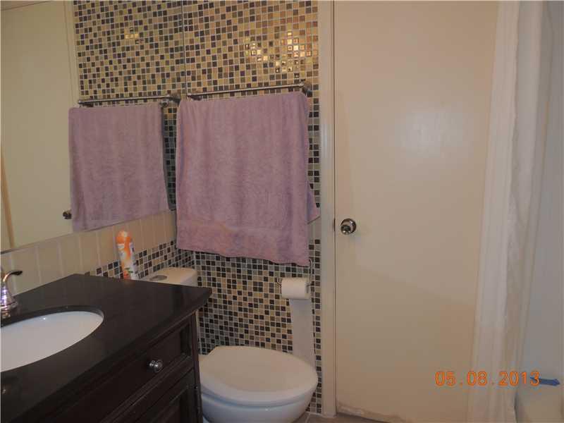 IMPERIAL TOWERS APTS COND - Residential Lease