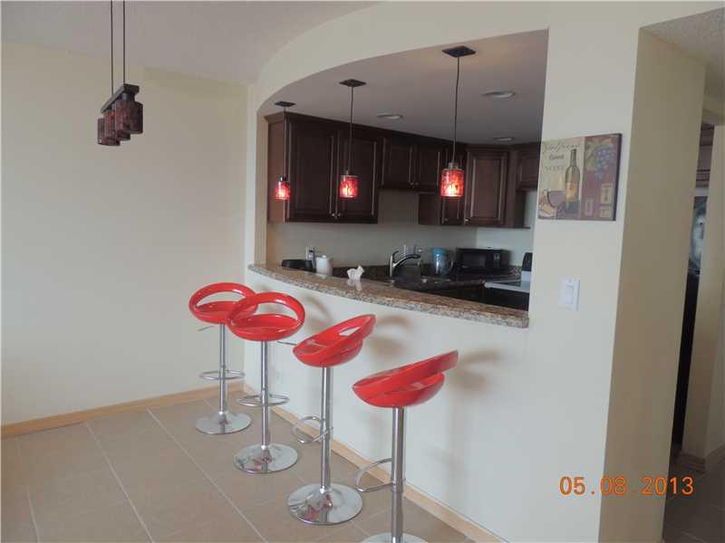 IMPERIAL TOWERS APTS COND - Residential Lease