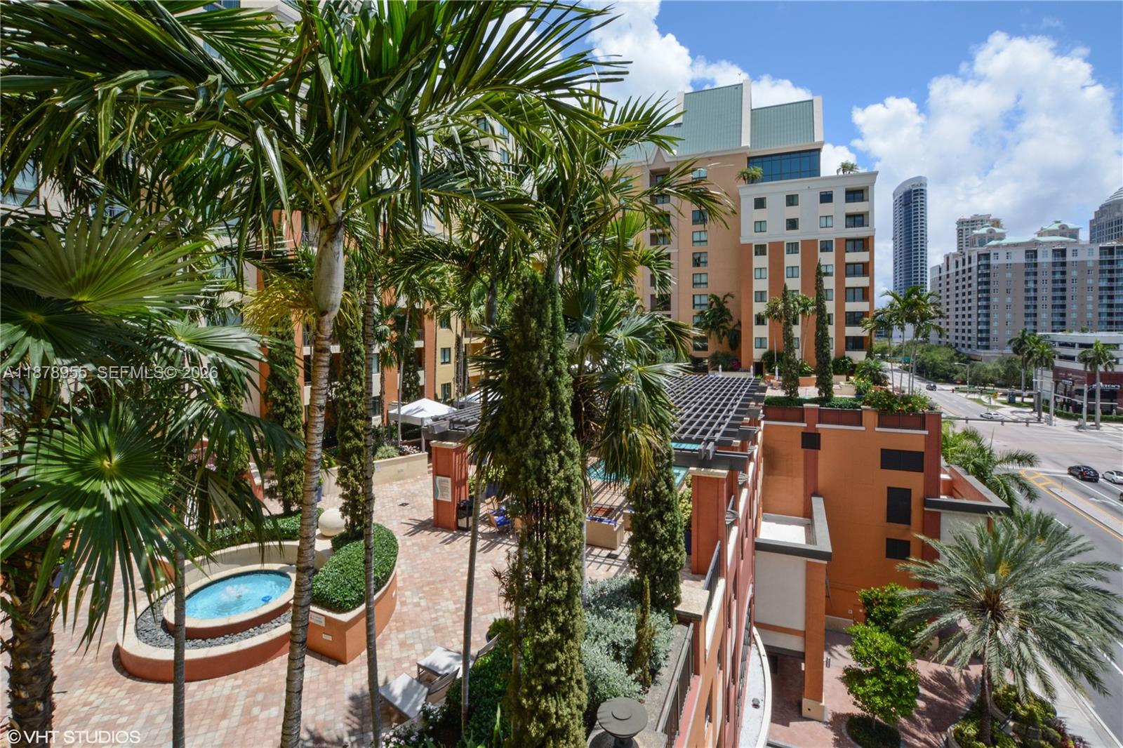 WAVERLY AT LAS OLAS CONDO - Residential