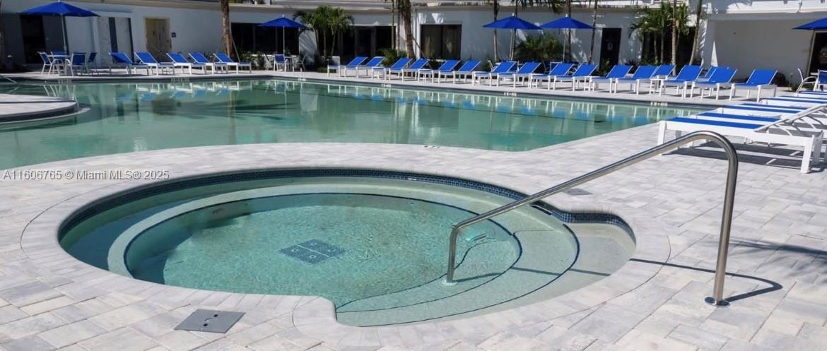 GOLF LODGES AT SOUTHPOINT - Residential Lease