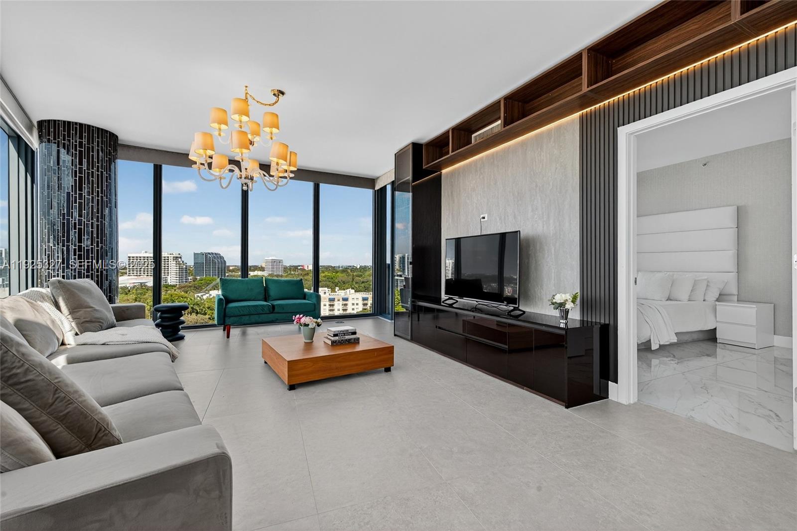 BLUE CONDO - Residential