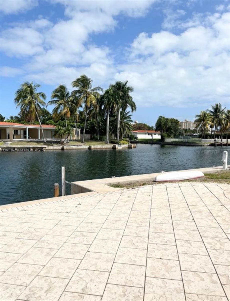 VENETIAN SEC KEYSTONE POI - Residential