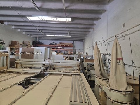 CABINATRY / FURNITURE MANUFACTURING