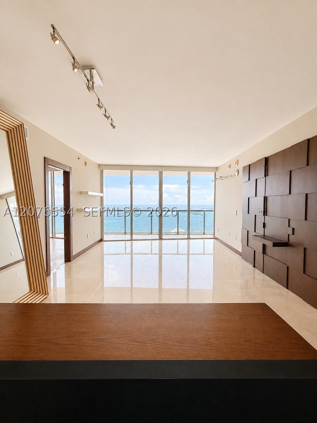 465 Brickell Ave 5605