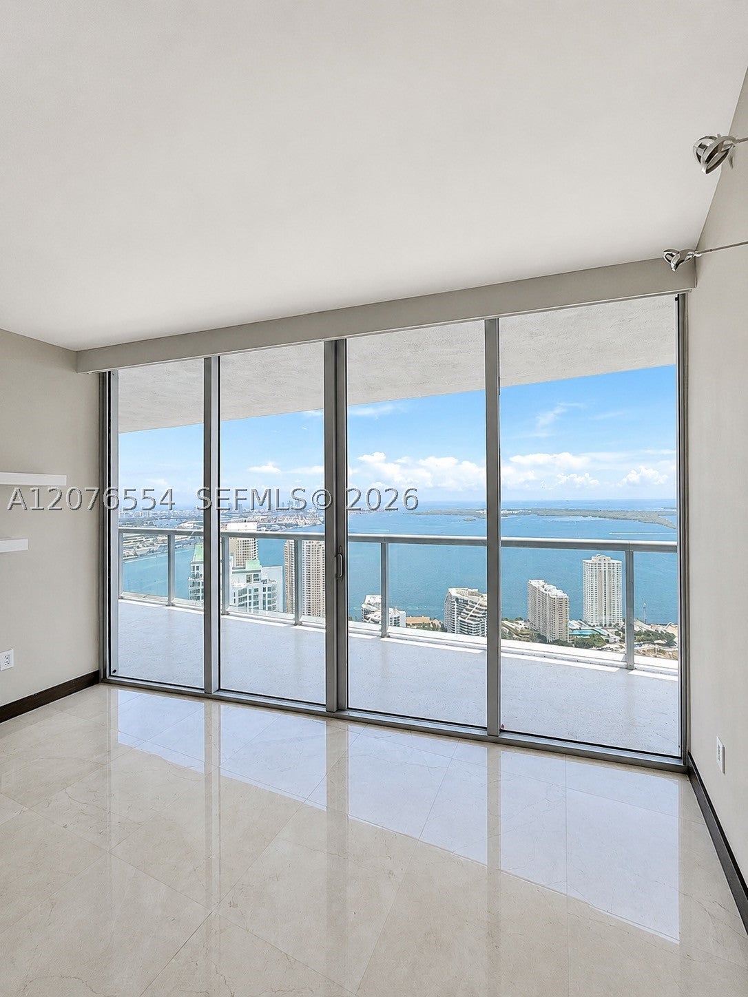 465 Brickell Ave 5605