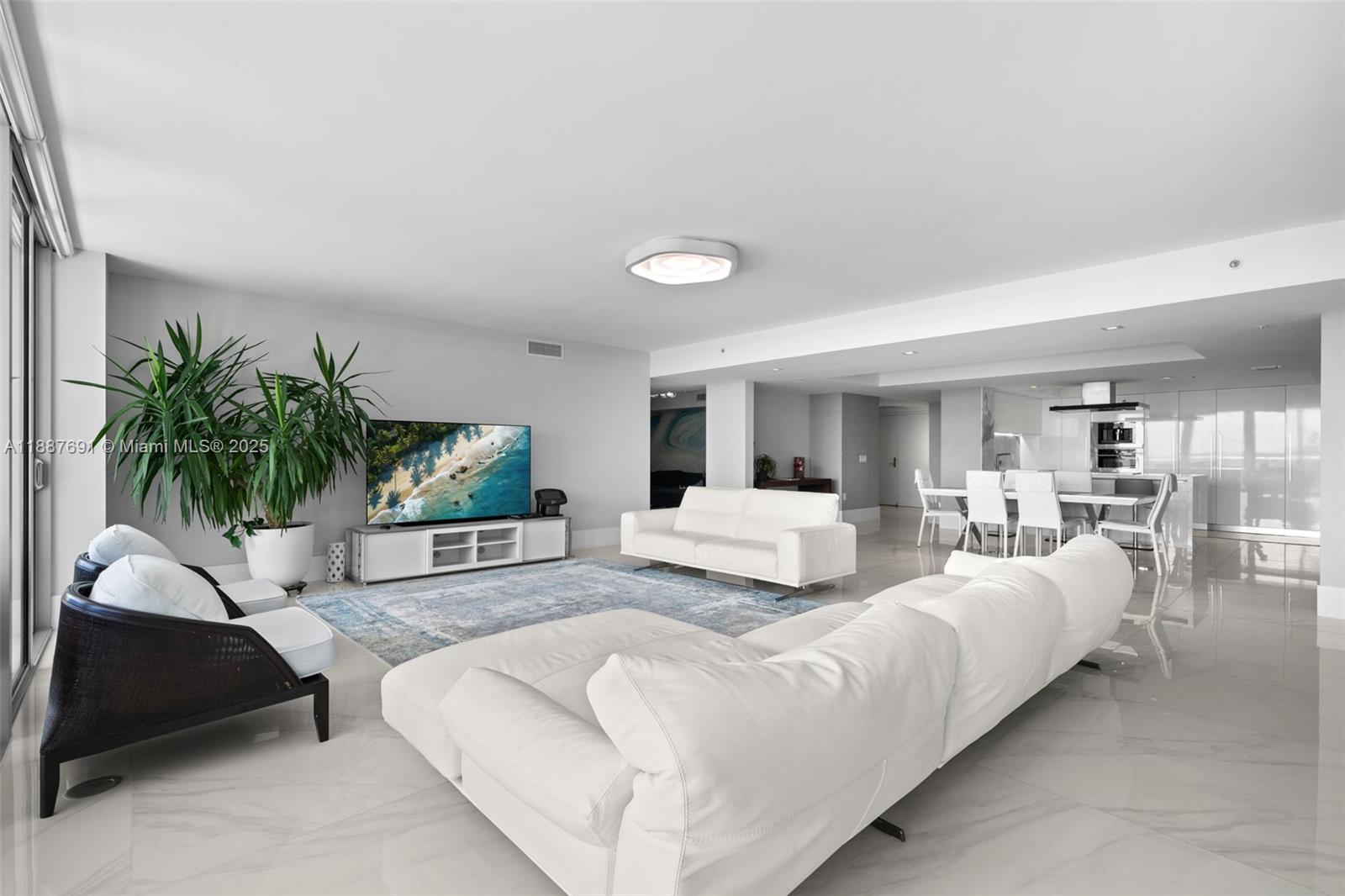 330 Sunny Isles Blvd 5-2204