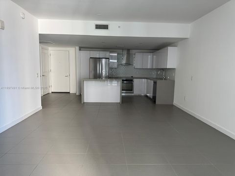 1600 NE 1st Ave 2217 Miami FL 33132
