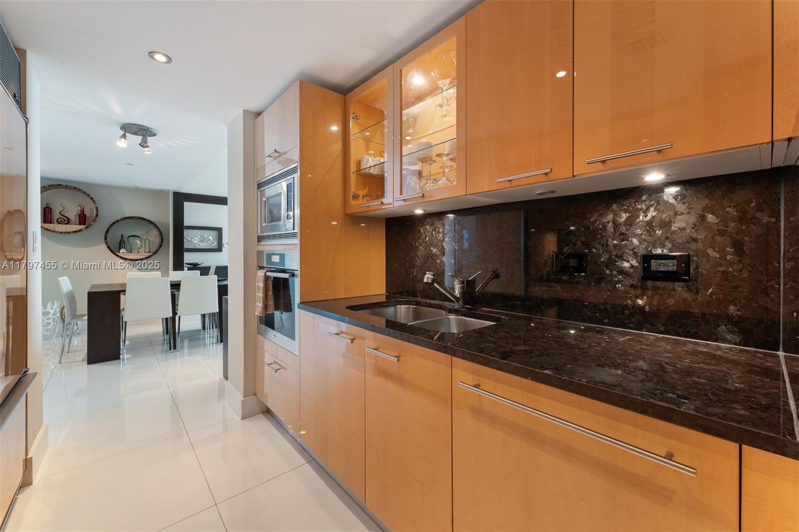 CENTRAL CARILLON BEACH CO - Residential