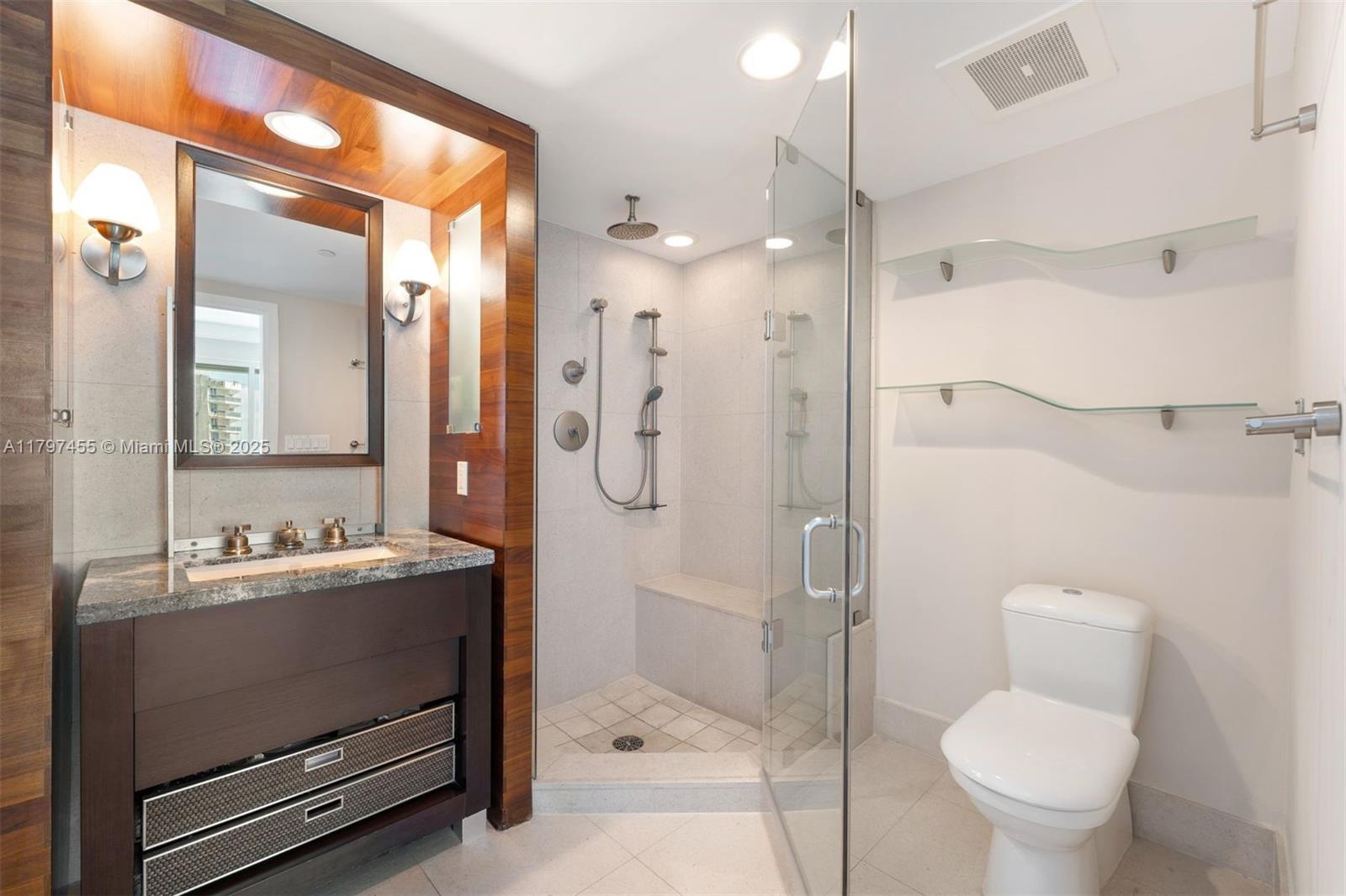 CENTRAL CARILLON BEACH CO - Residential