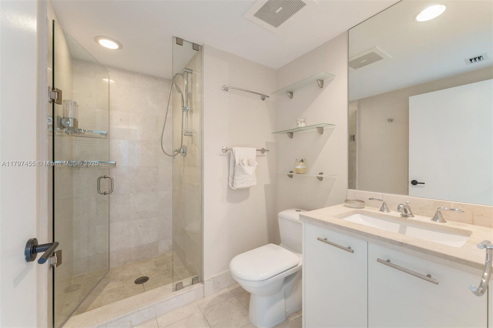 CENTRAL CARILLON BEACH CO - Residential