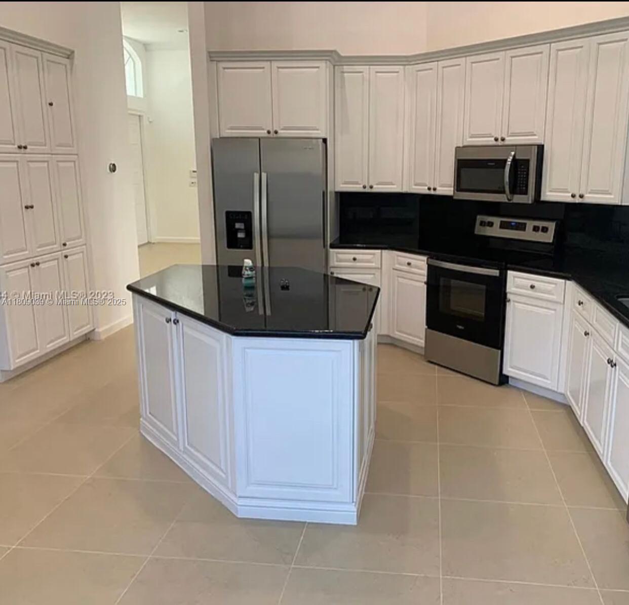 JACARANDA PARCEL 542 - Residential Lease