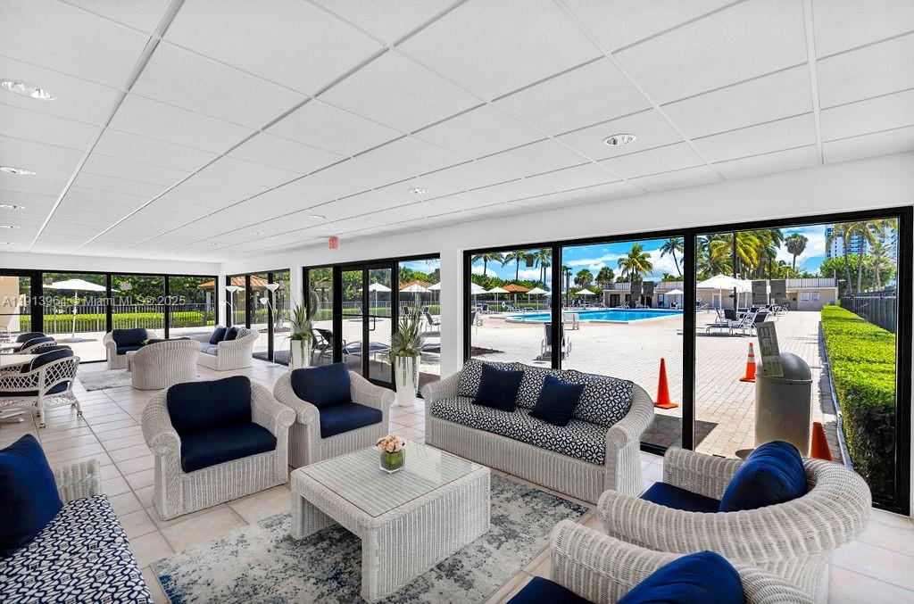 OCEANFRONT PLAZA CONDO - Residential