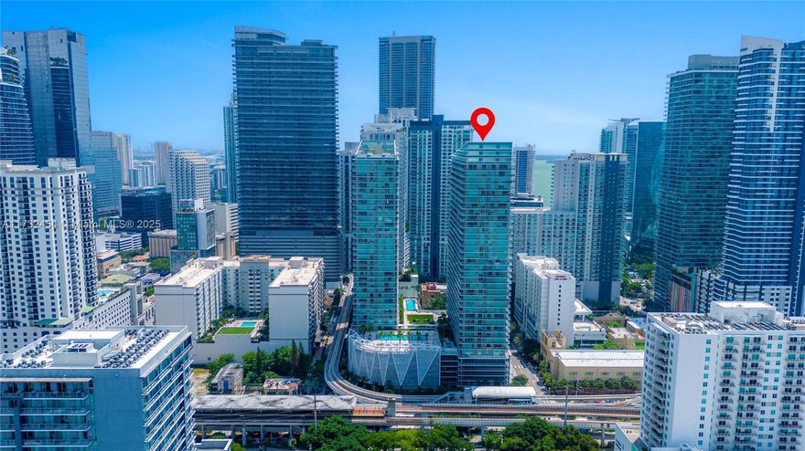Stunning 01-line corner unit at Axis on Brickell w/ breathtaking bay, sunset & city views from a wrap-around balcony. Features a bright layout, gourmet kitchen w/ SS appliances, granite counters, Euro cabinetry, & floor-to-ceiling impact windows.

Enjoy luxury resort-style amenities: 2 pools, gym, playroom, party room, valet, & 24/7 security. Assigned parking incl.

Located in the heart of Brickell, the #2 financial district in the U.S., w/ major companies relocating to this vibrant area, driving rapid growth. Steps from Mary Brickell Village, Brickell City Centre, top restaurants, bars, & The Underline—a 10-mile park & urban trail transforming Miami.

Tenant until 07/24/25. Live, work, & play in Miami's most exciting district!