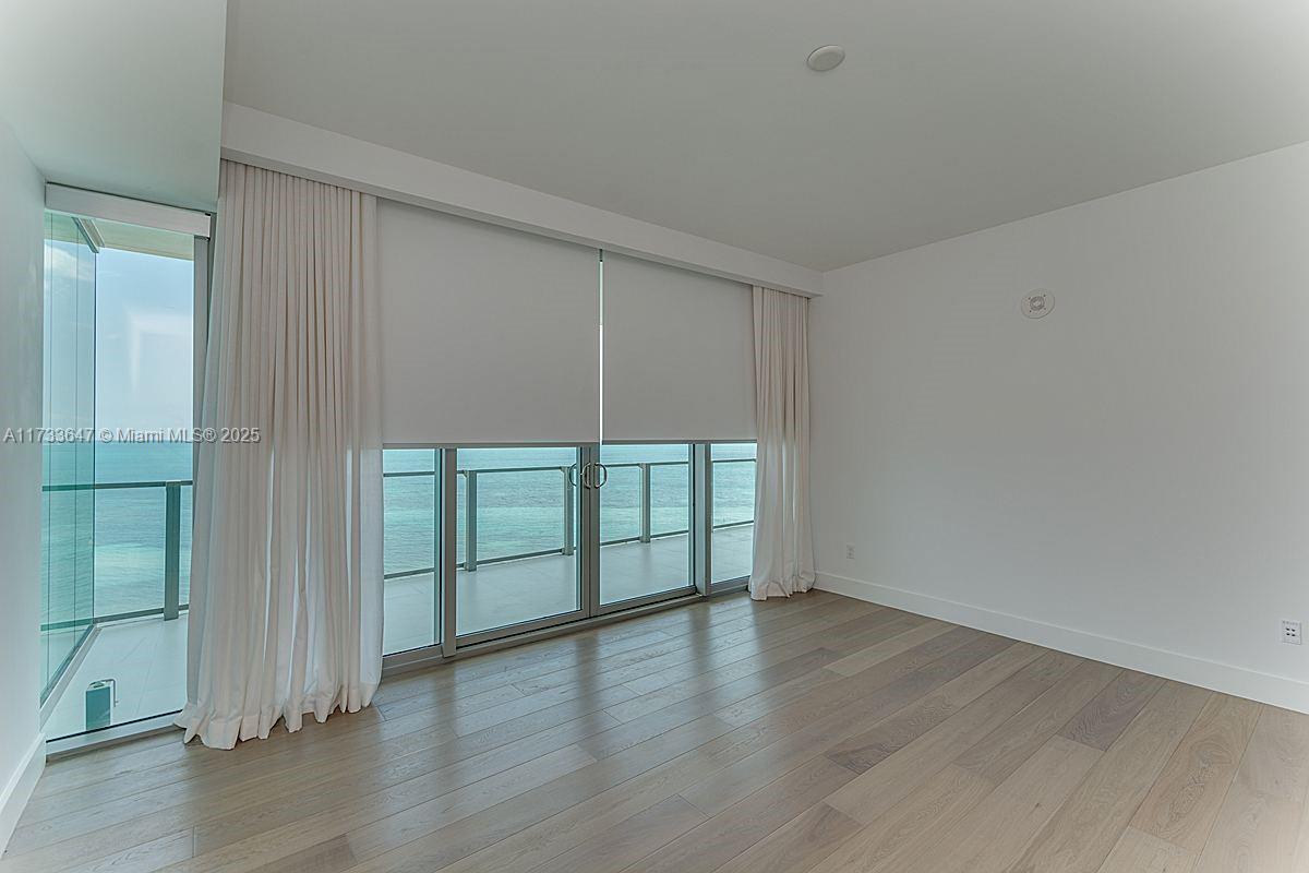 OCEANA KEY BISCAYNE CONDO - Residential