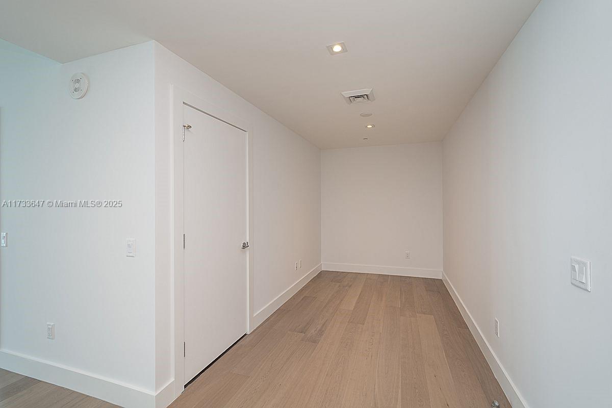 OCEANA KEY BISCAYNE CONDO - Residential