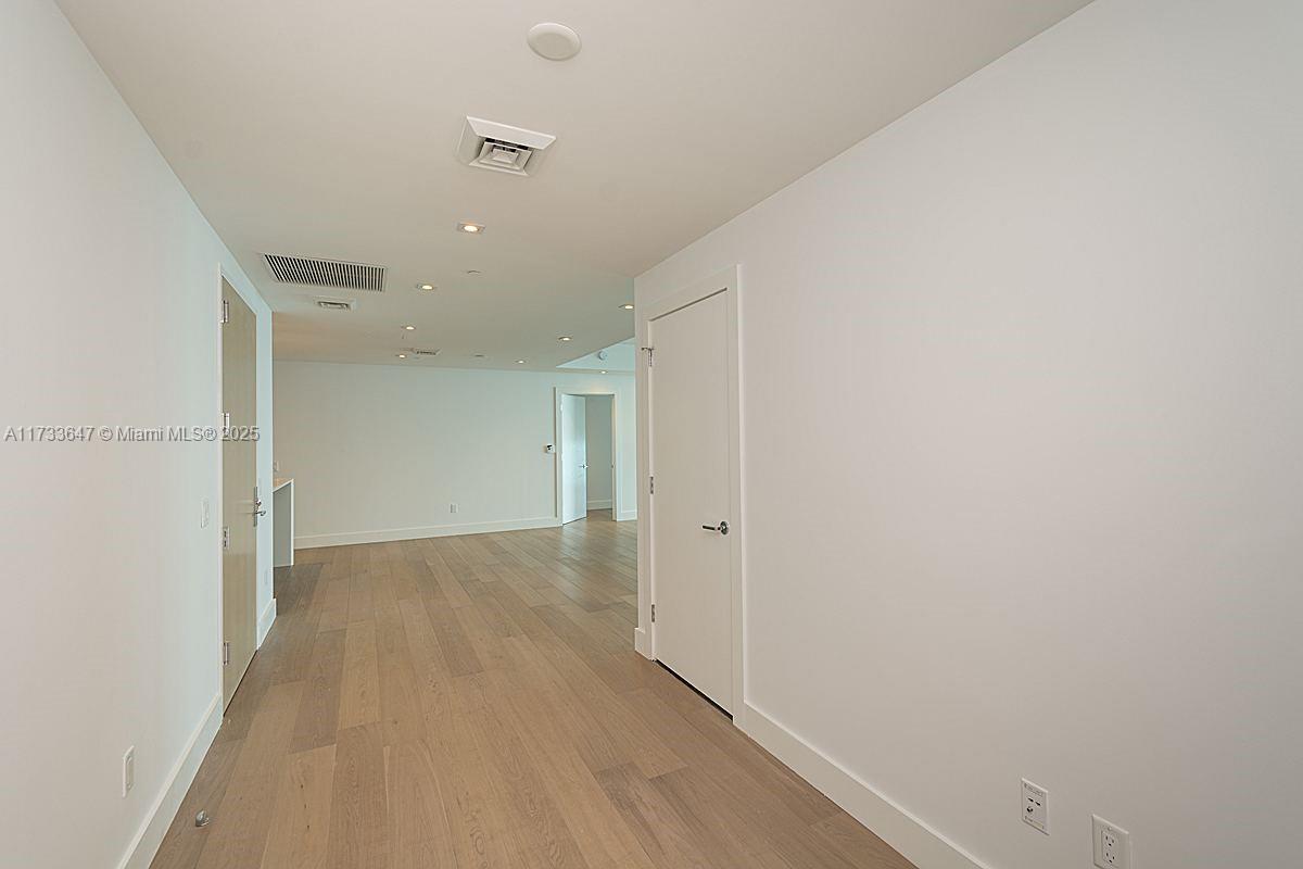 OCEANA KEY BISCAYNE CONDO - Residential