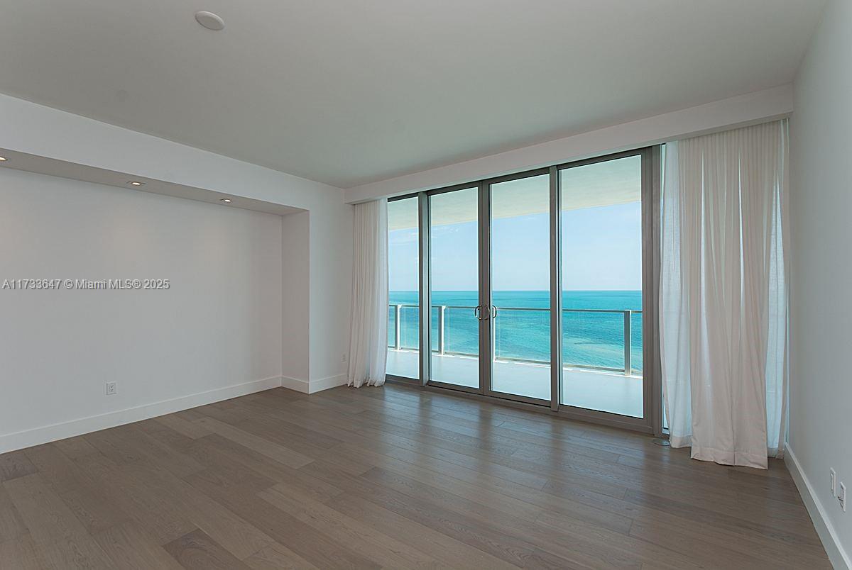 OCEANA KEY BISCAYNE CONDO - Residential