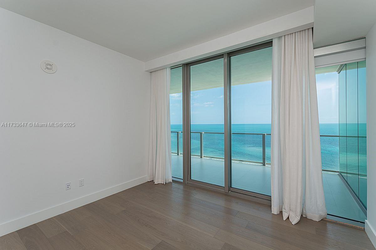 OCEANA KEY BISCAYNE CONDO - Residential