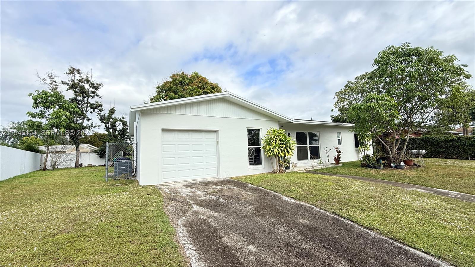 FAIRWAY ESTATES SEC SIX - Residential