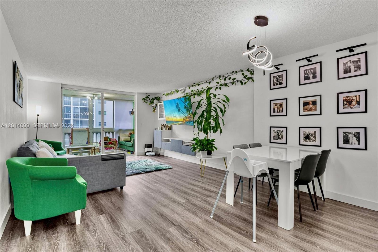 MEADOWBROOK TOWERS CONDO - Residential