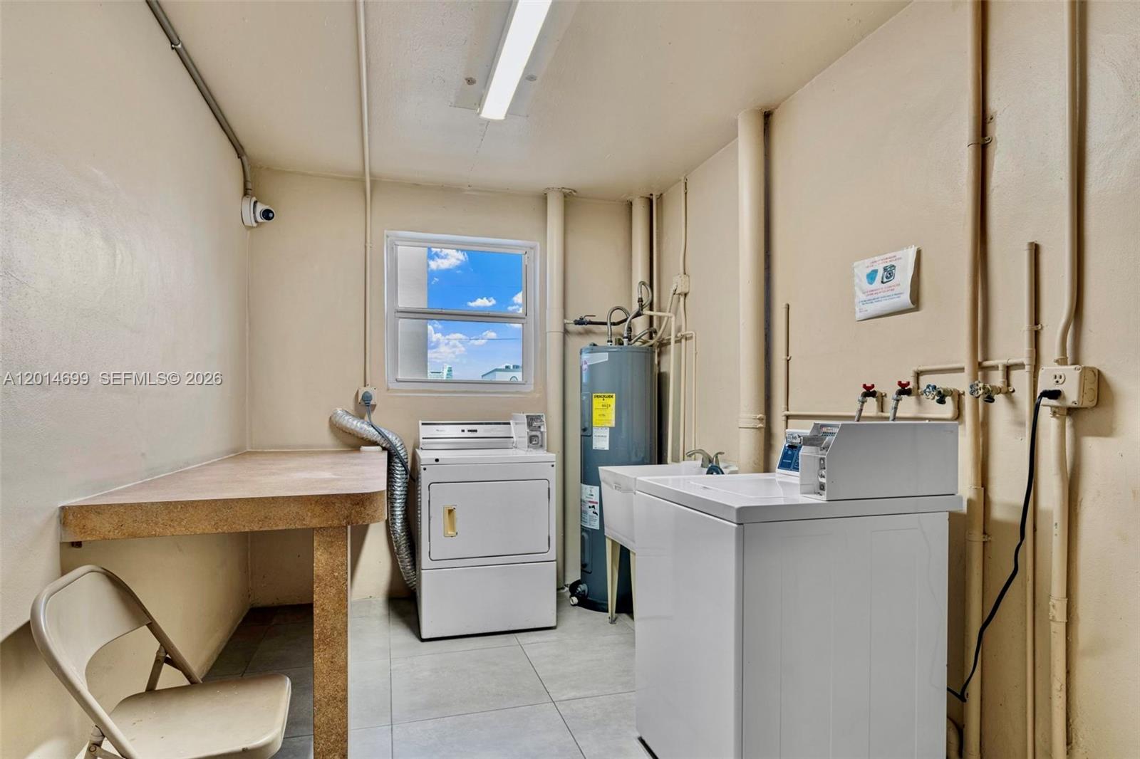 MEADOWBROOK TOWERS CONDO - Residential