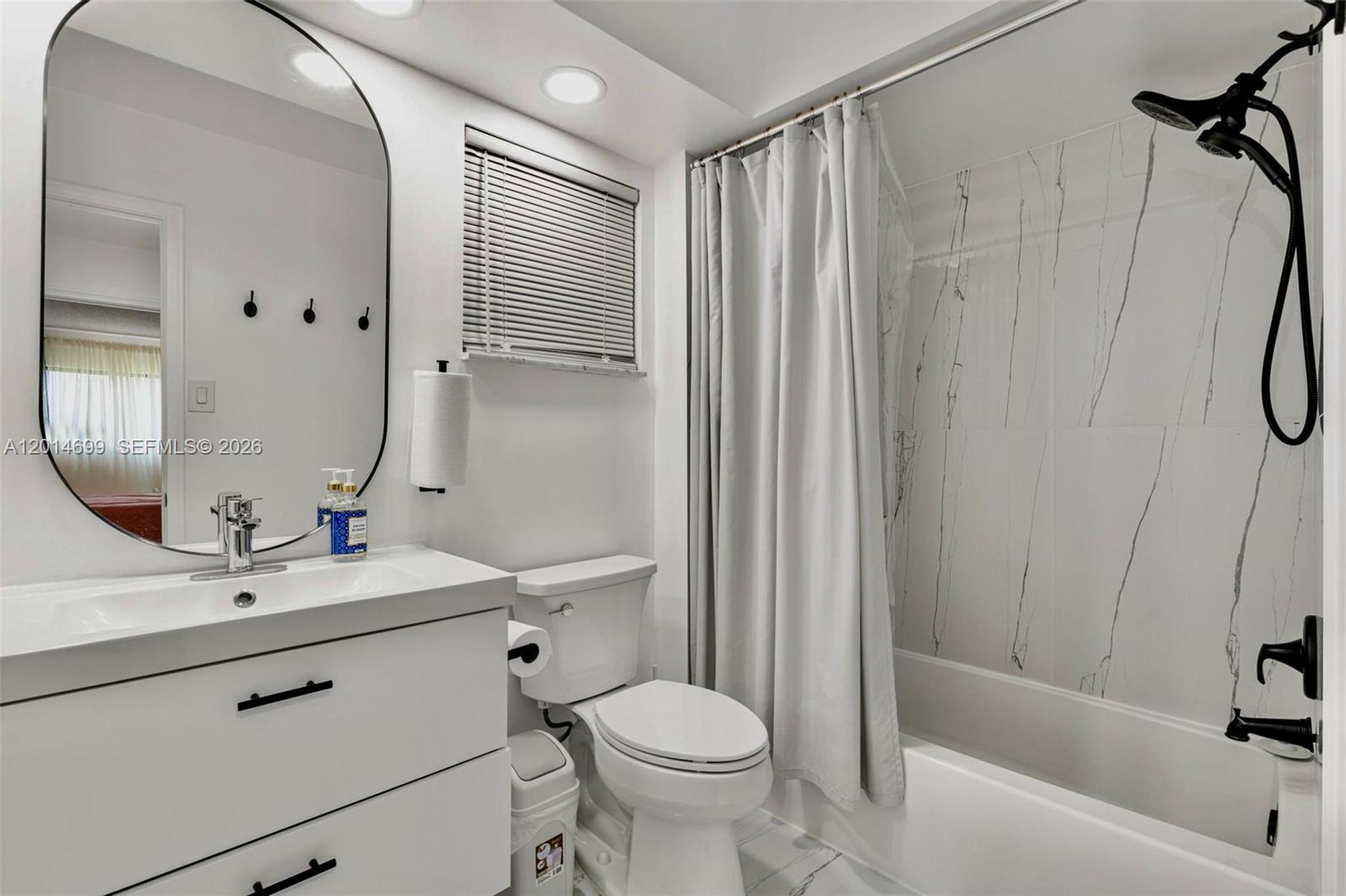MEADOWBROOK TOWERS CONDO - Residential