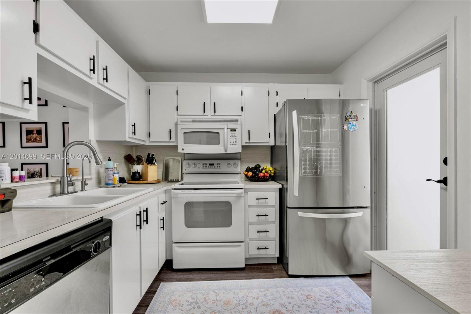 MEADOWBROOK TOWERS CONDO - Residential