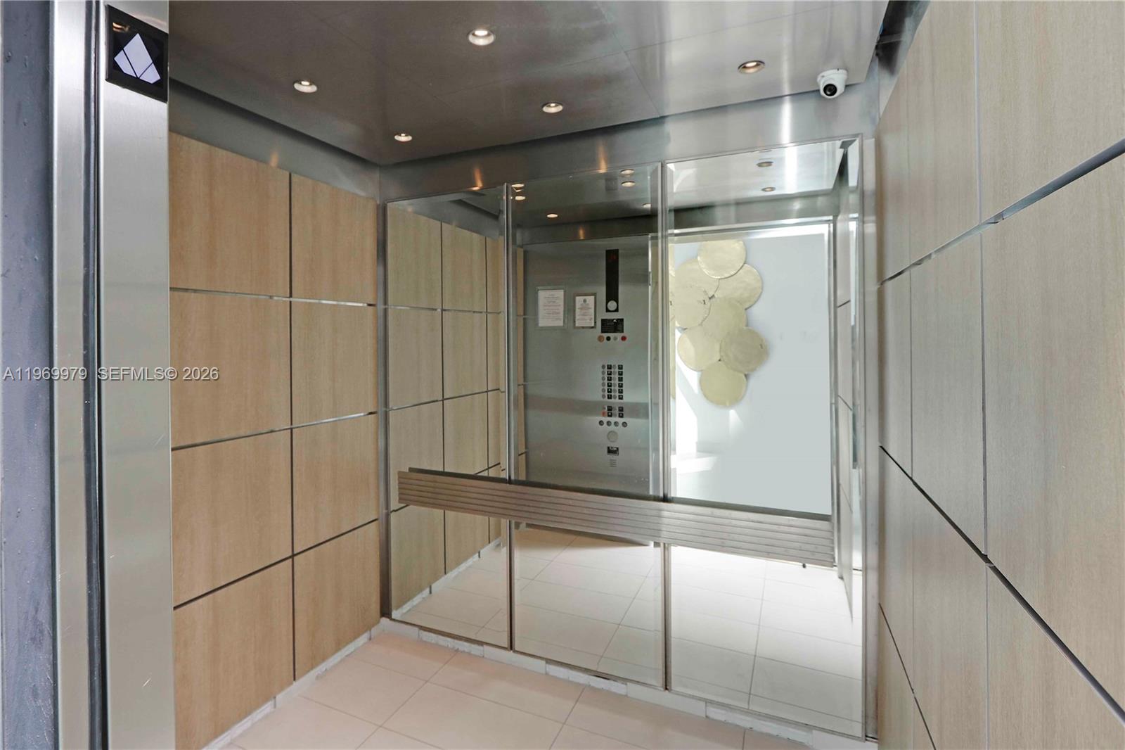 360 CONDO B - Residential