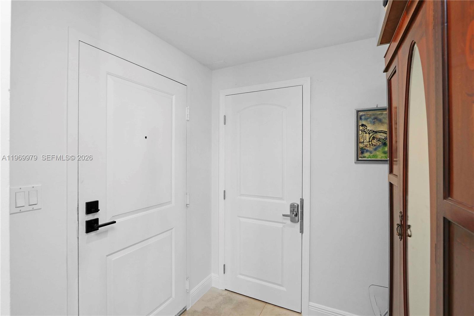 360 CONDO B - Residential