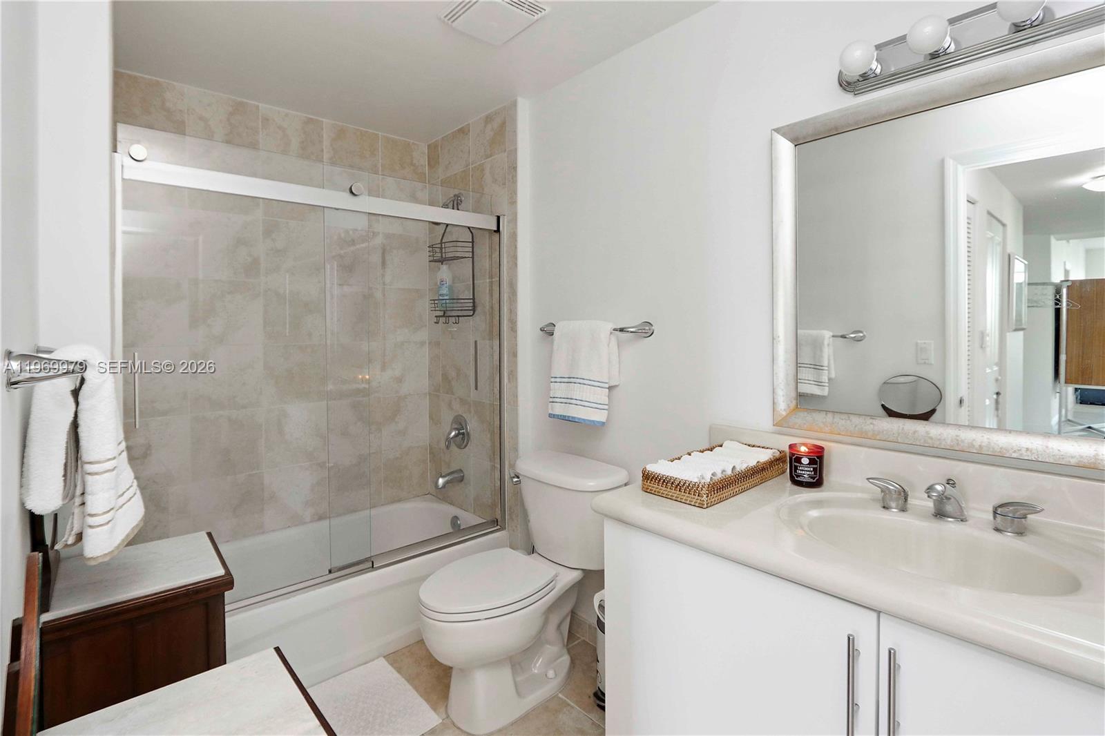 360 CONDO B - Residential