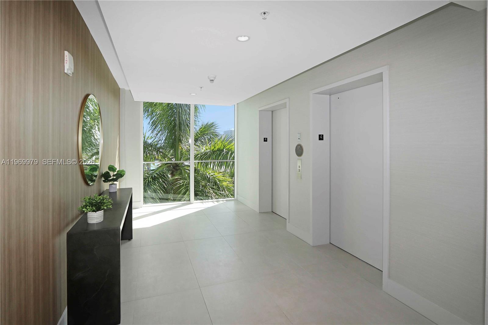 360 CONDO B - Residential