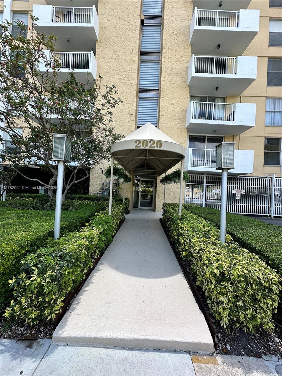 KEYSTONE TOWERS CONDO - Residential