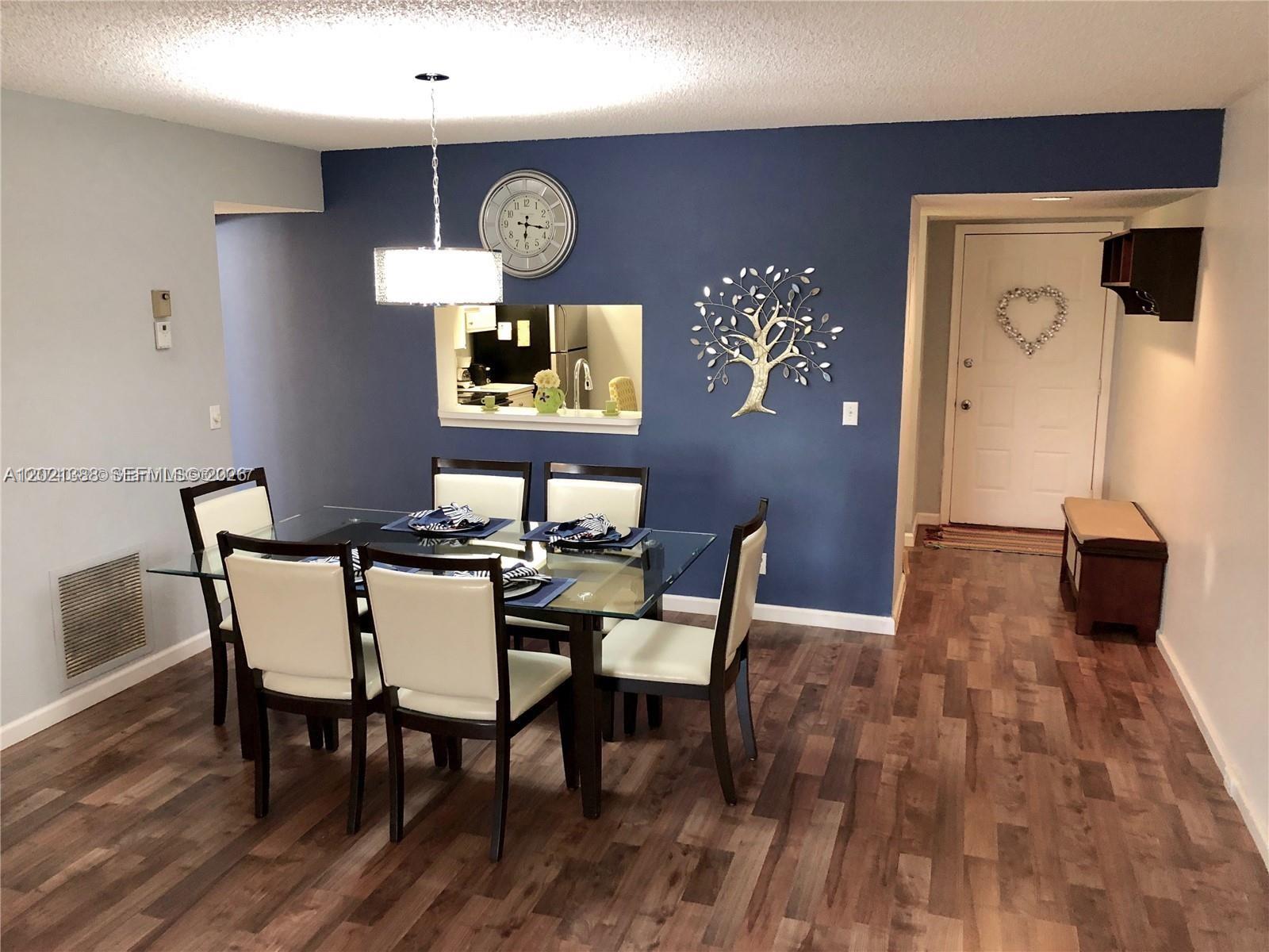 CAMBRIDGE AT CENTURY VILL - Residential