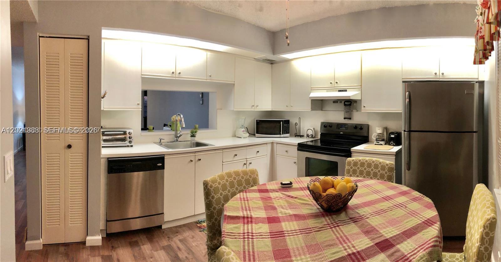 CAMBRIDGE AT CENTURY VILL - Residential