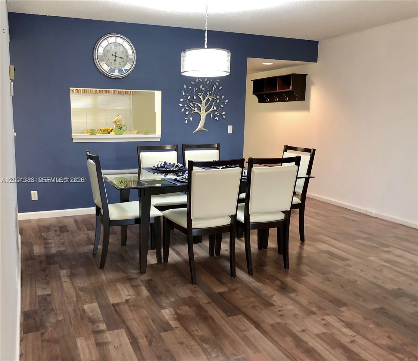 CAMBRIDGE AT CENTURY VILL - Residential
