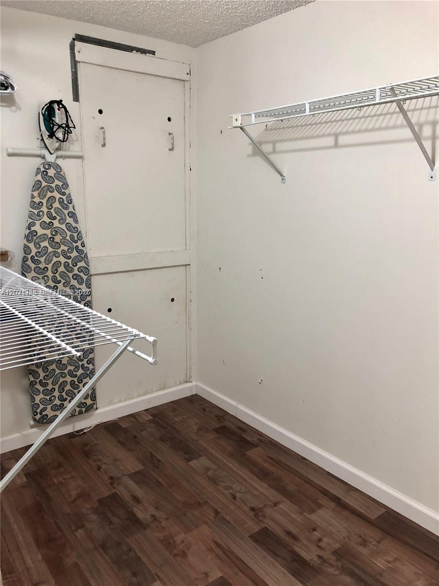 CAMBRIDGE AT CENTURY VILL - Residential