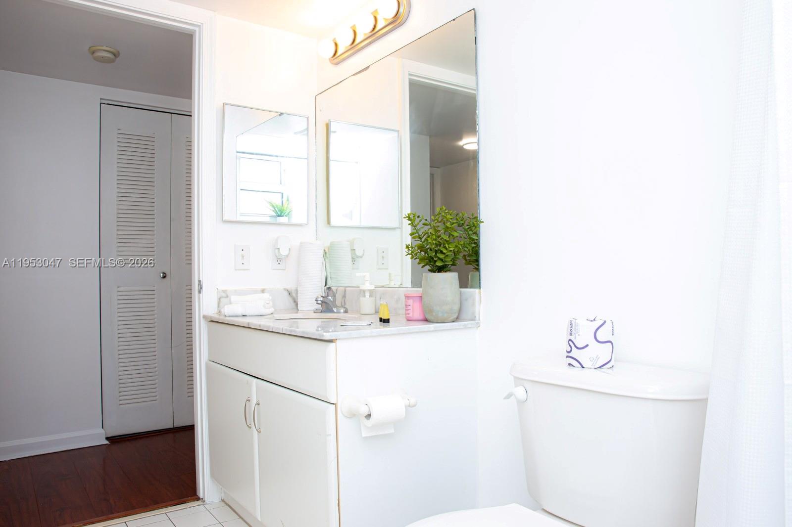 THE CLUB AT BRICKELL BAY - Residential