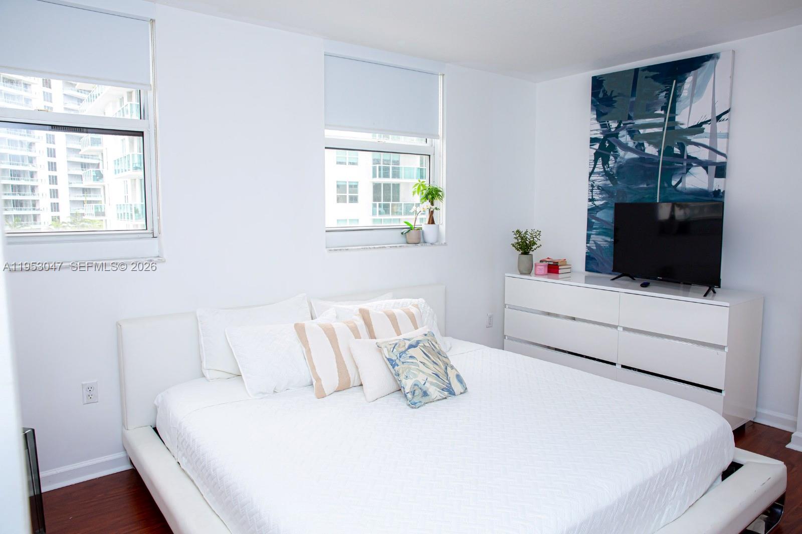 THE CLUB AT BRICKELL BAY - Residential