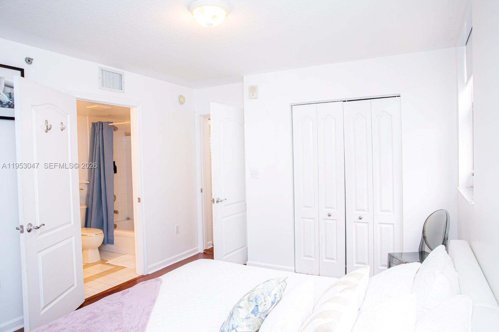 THE CLUB AT BRICKELL BAY - Residential