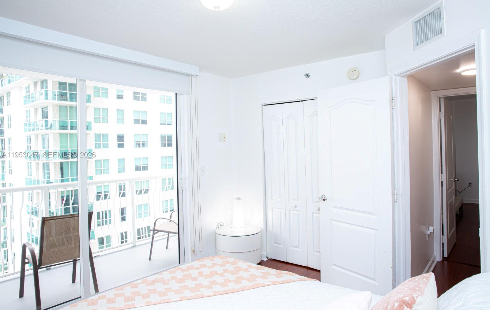 THE CLUB AT BRICKELL BAY - Residential