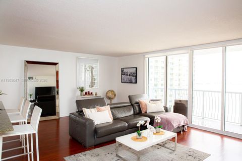 1200 Brickell Bay Dr 1901 Miami FL 33131