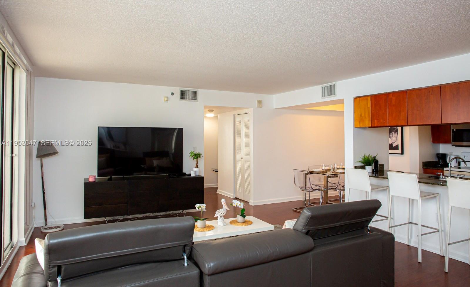 THE CLUB AT BRICKELL BAY - Residential