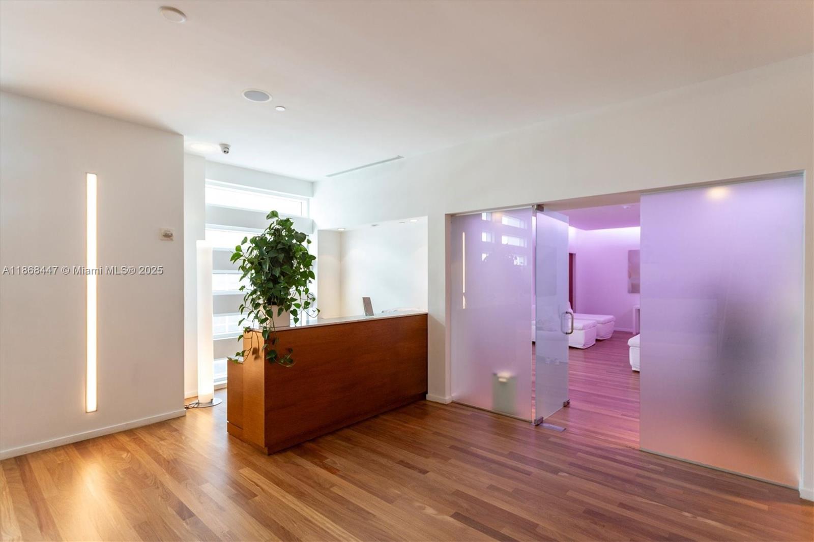 TEN MUSEUM PK RESIDENTIAL - Residential