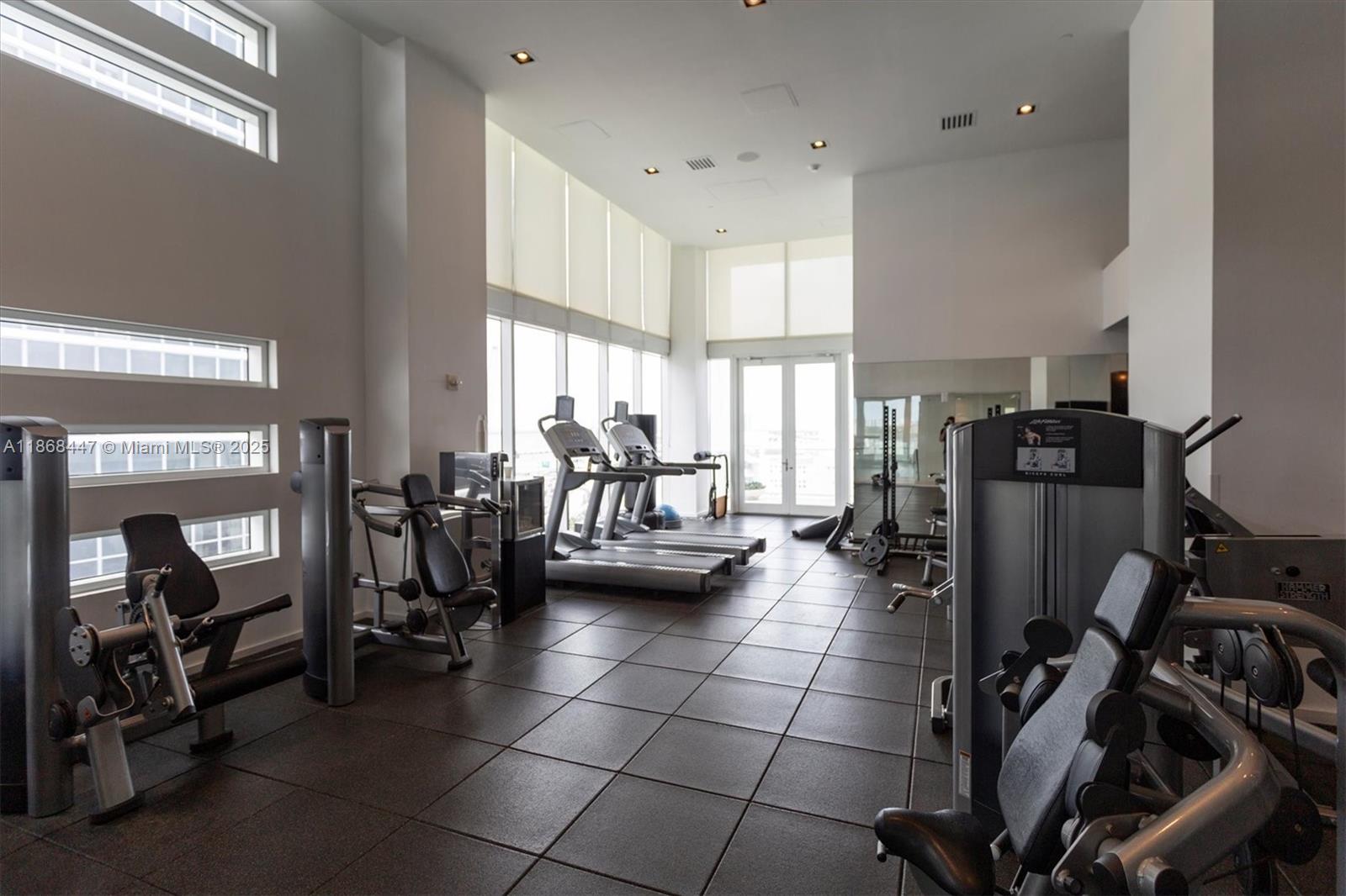 TEN MUSEUM PK RESIDENTIAL - Residential