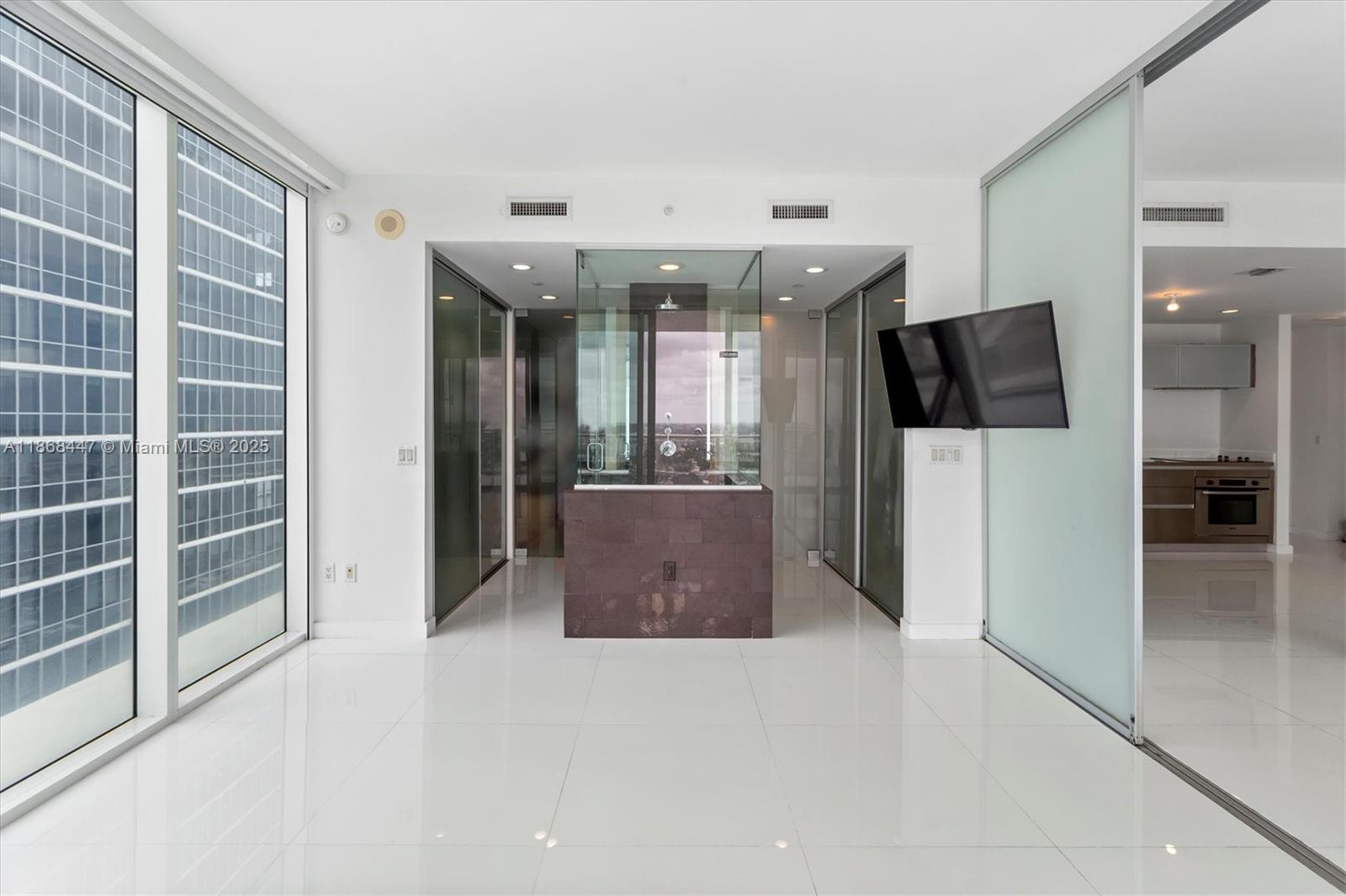 TEN MUSEUM PK RESIDENTIAL - Residential