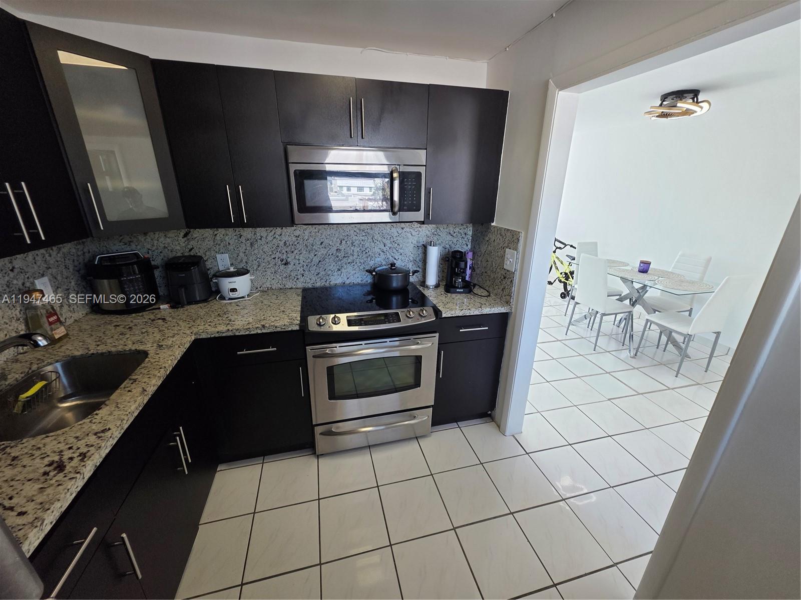 JEFFERSON PLAZA CONDO - Residential Lease