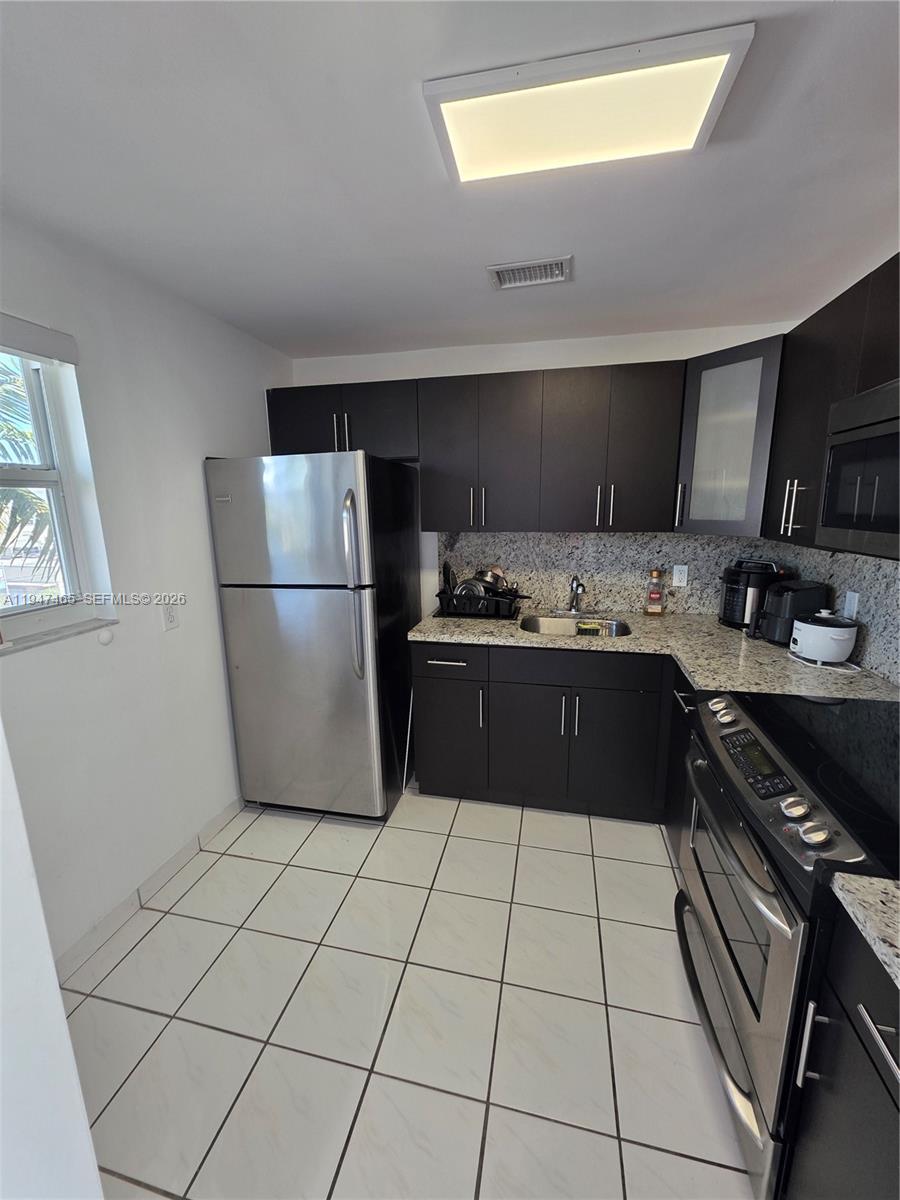 JEFFERSON PLAZA CONDO - Residential Lease
